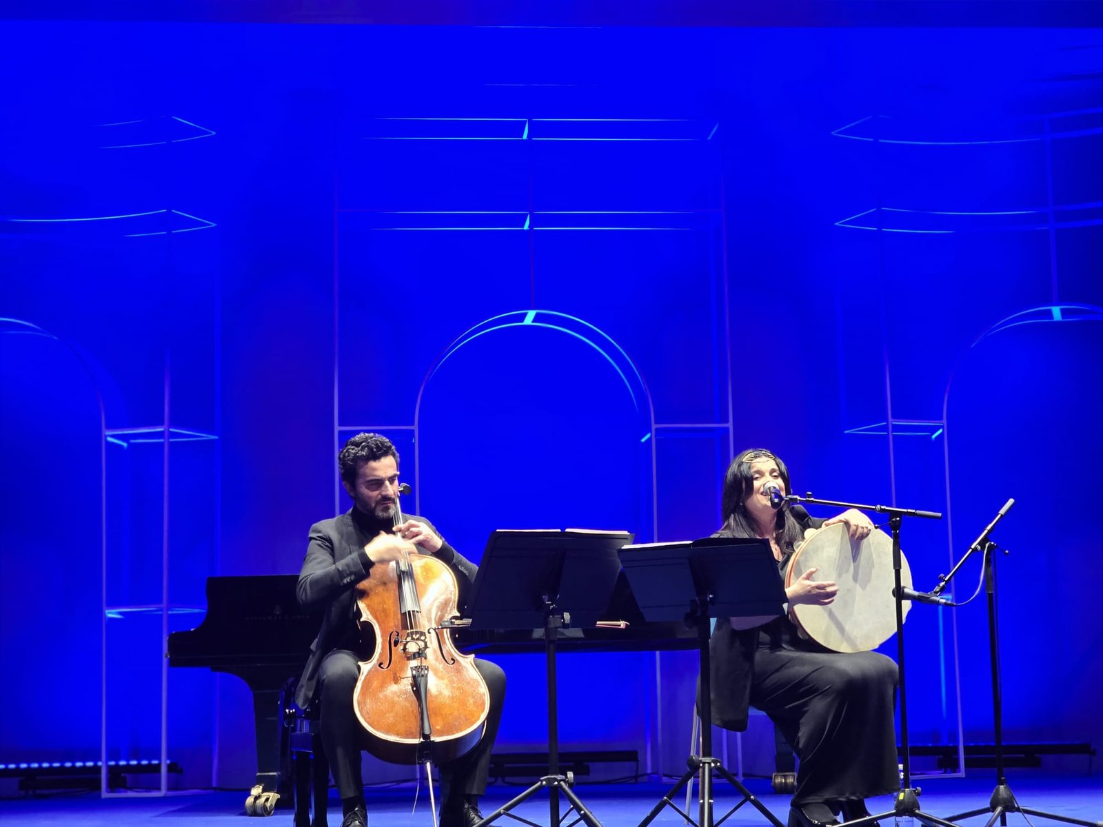 LUM, L’inno alla gioia  albanese e arbërëshe con  Conoci e Matmuja all’Opera di Tirana