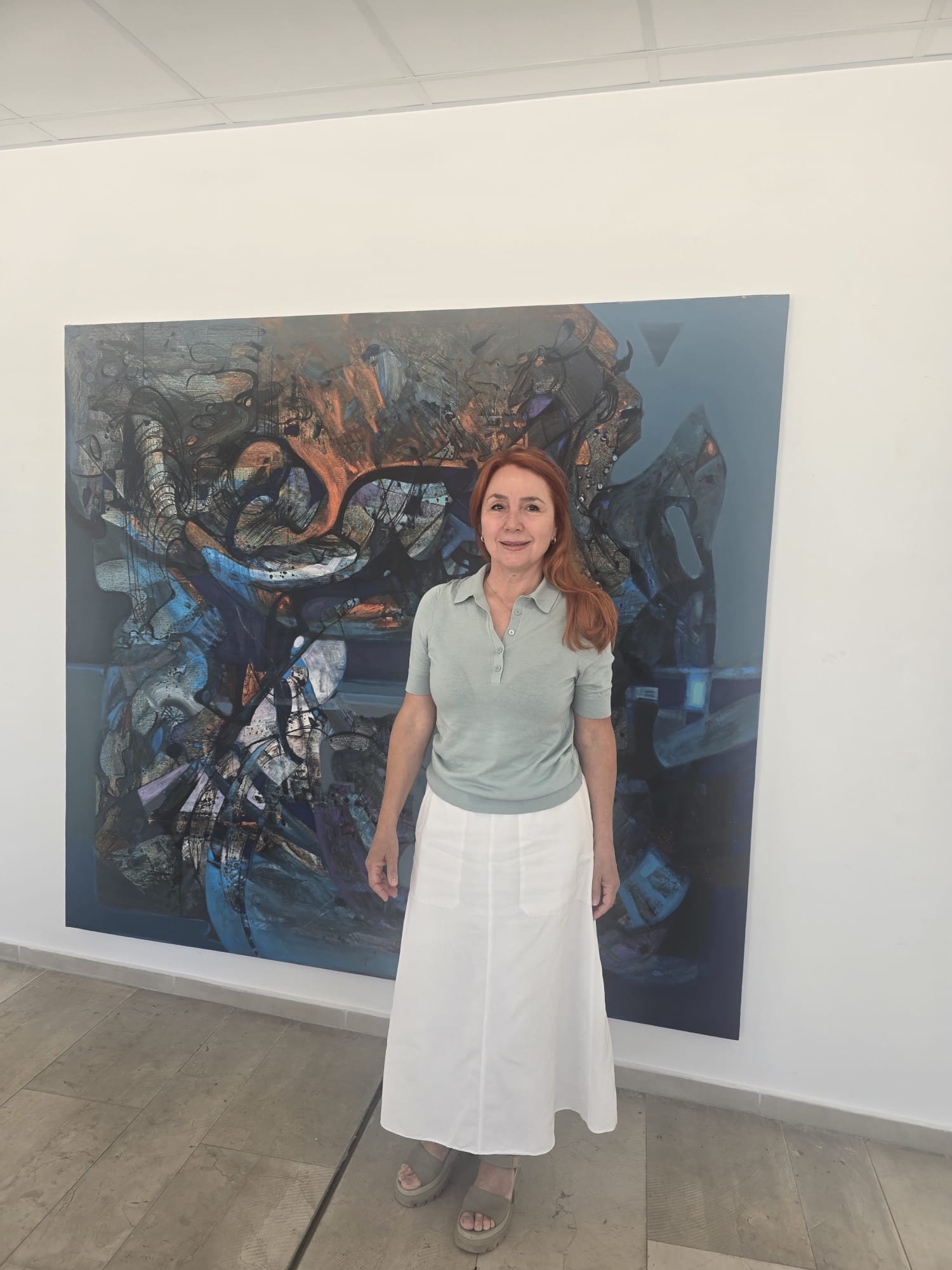 Colori alla scoperta di mondi nella pittura di Marjana Goxhabelliu. A Durazzo fino al 28 maggio